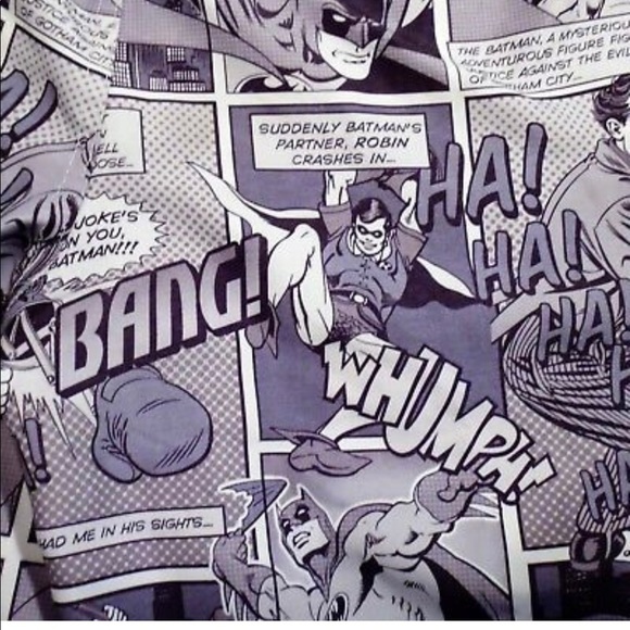 DC Comic Batman Swim Trunks/ Board shorts. Boys size 10/12 - Picture 9 of 10